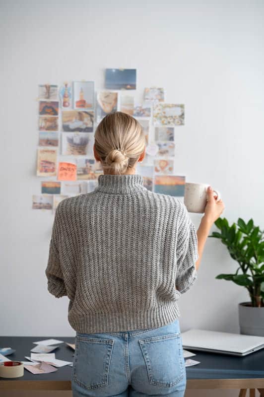 benchmark moodboard visuel concurrent pour faire une identité visuelle